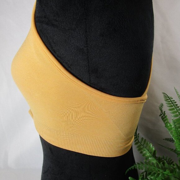 Alphaleta Cross-Back Sports Bra EUC Medium - Picture 9 of 14